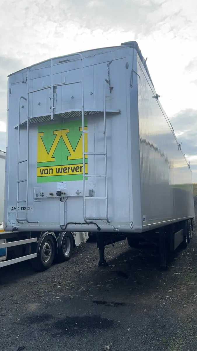 Kraker Walking Floor Trailer - Image 1