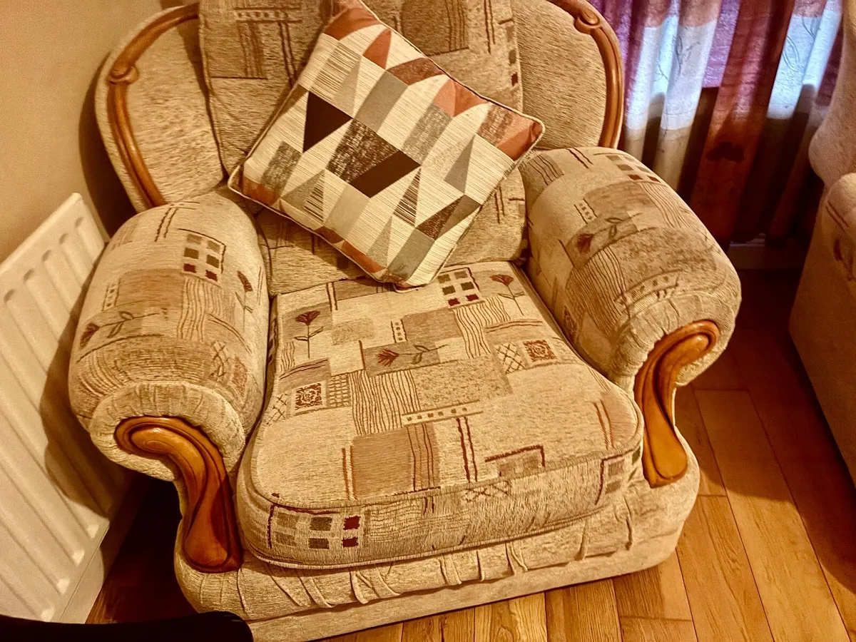 Suite furniture - Image 1