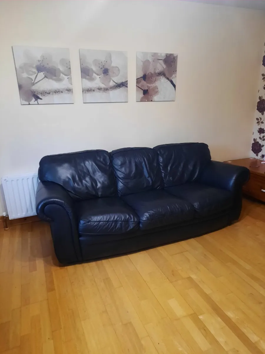 Sofa - Image 4
