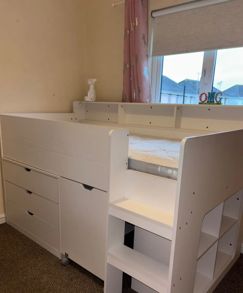 Children’s Cabin Bed - Image 1