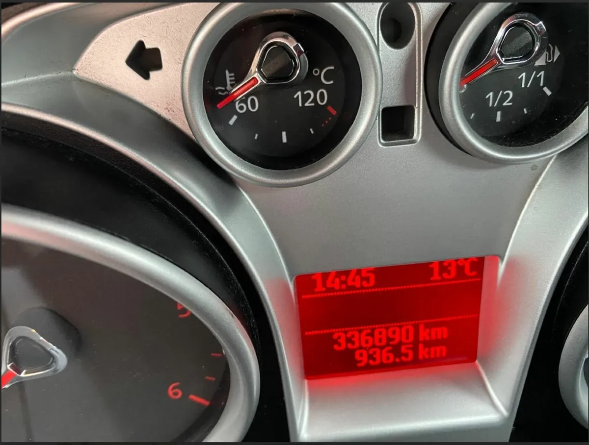 Ford Kuga 2012 - Image 4