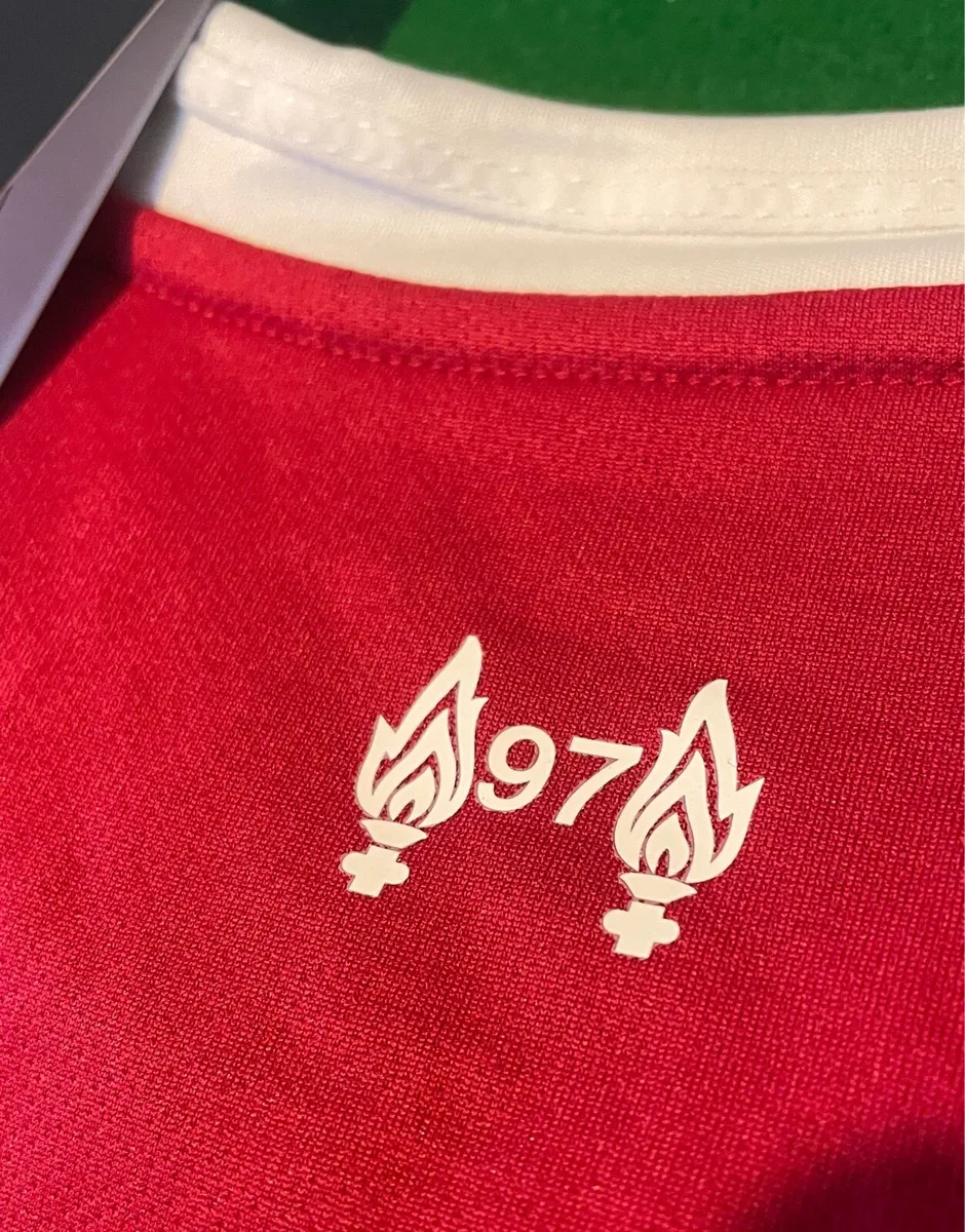 Liverpool 25/26 Home Jersey - Image 4