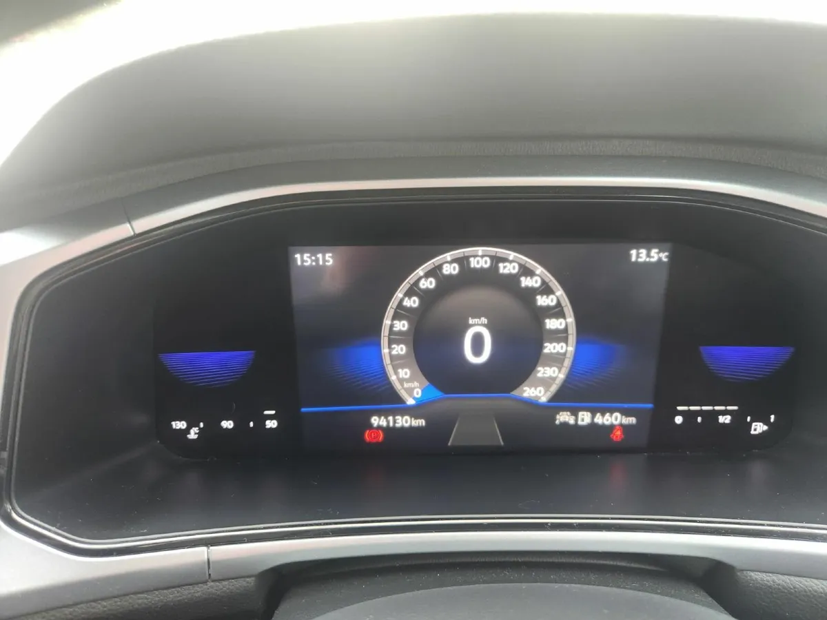 VW T-Roc Life 2.0 TDI (116 BHP) – 2022 - Image 4