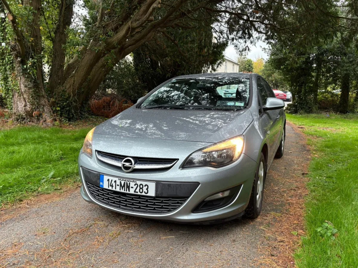 141 Opel Astra 1.4L, Long NCT until June 2026! - Image 1