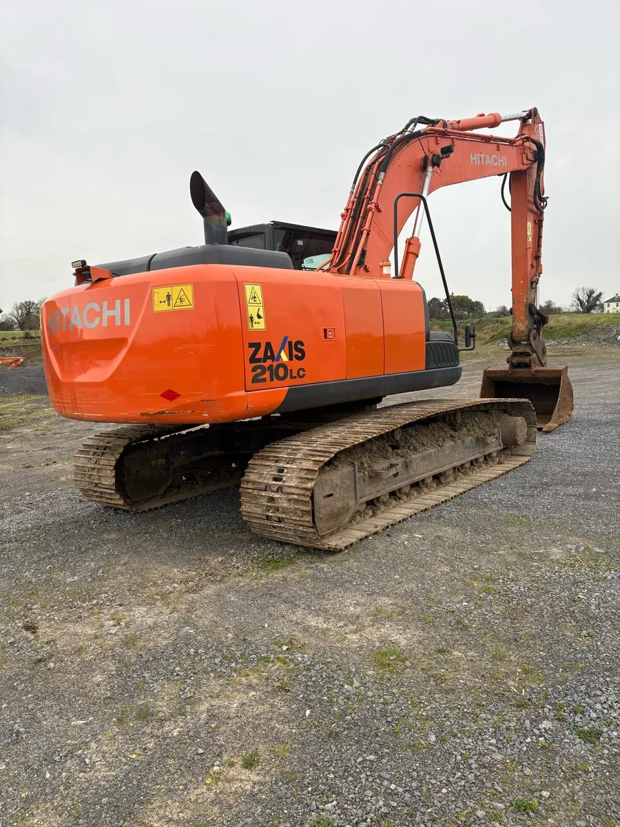 Hitachi ZX210-5 - Image 3