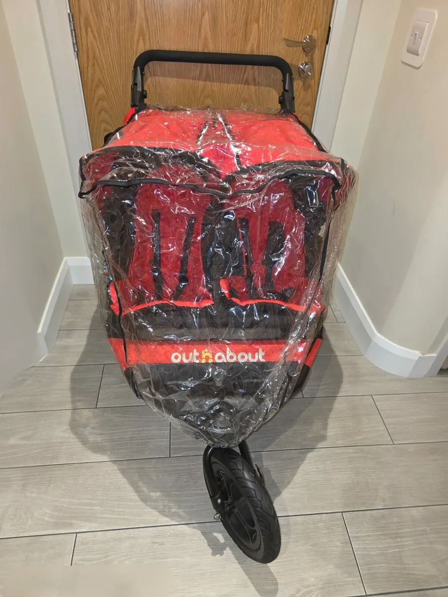 Out N About double stroller with Raincover - Image 3