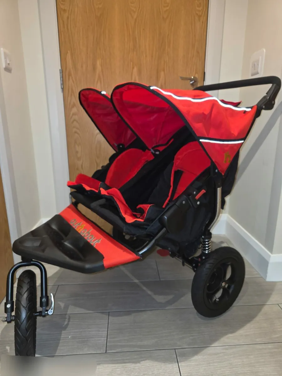 Out N About double stroller with Raincover - Image 4