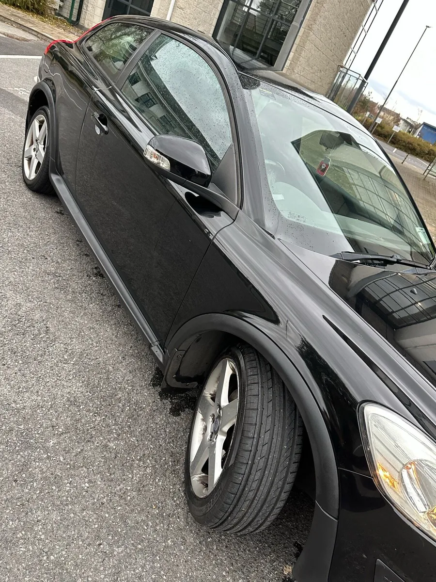 10 Volvo C30 1.6d Fresh NCT 10/26 Low Mileage - Image 4
