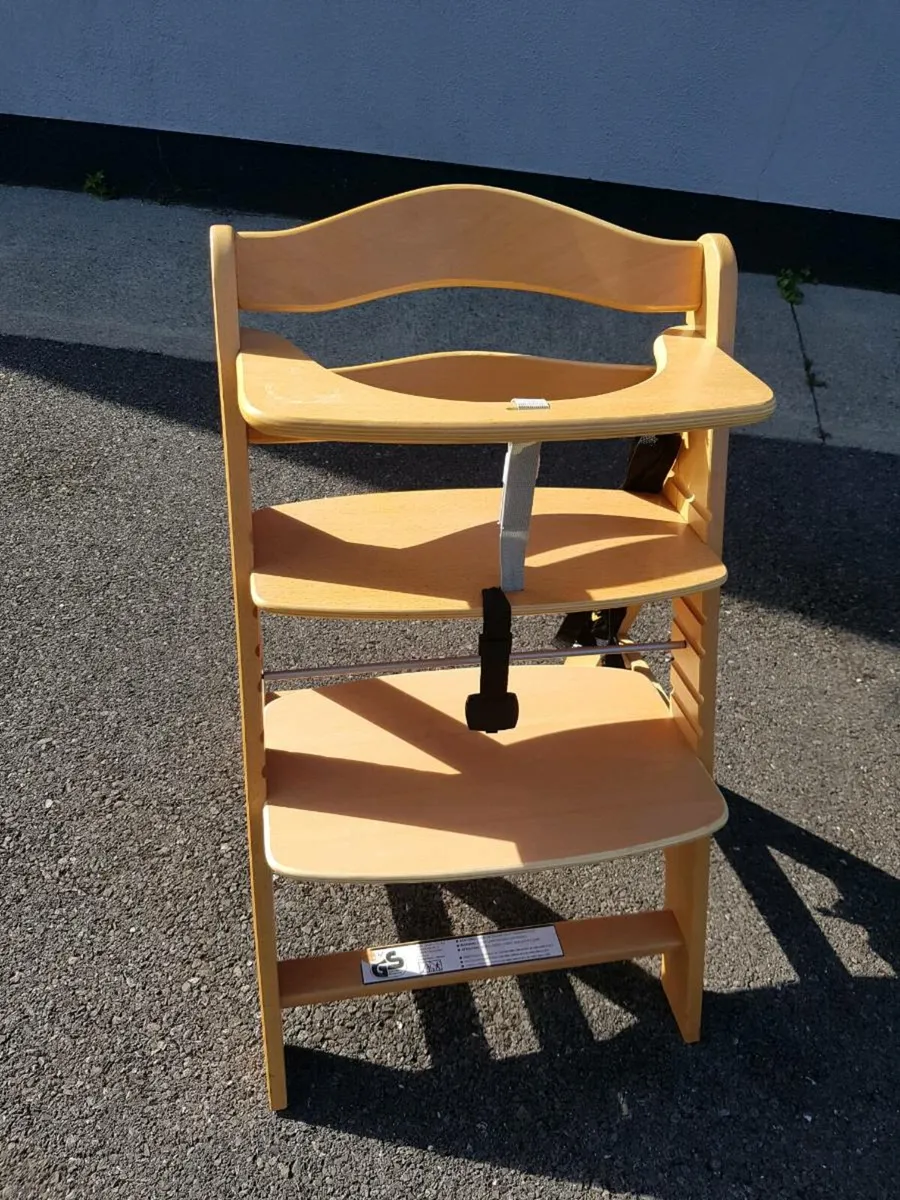 High chair - Image 2