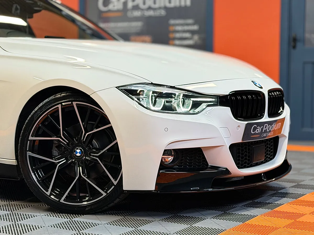 2018 BMW 320D M-Sport Touring Auto  M-Performance - Image 2