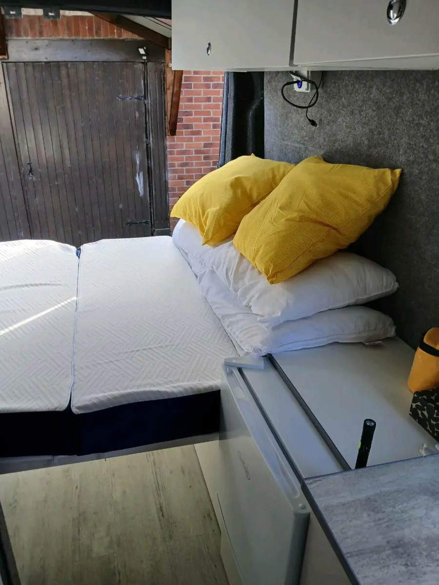 Campervan - Image 4