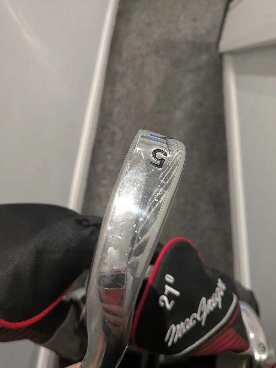Golf clubs - Image 1