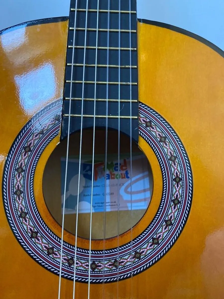 Kids Guitar - Image 1