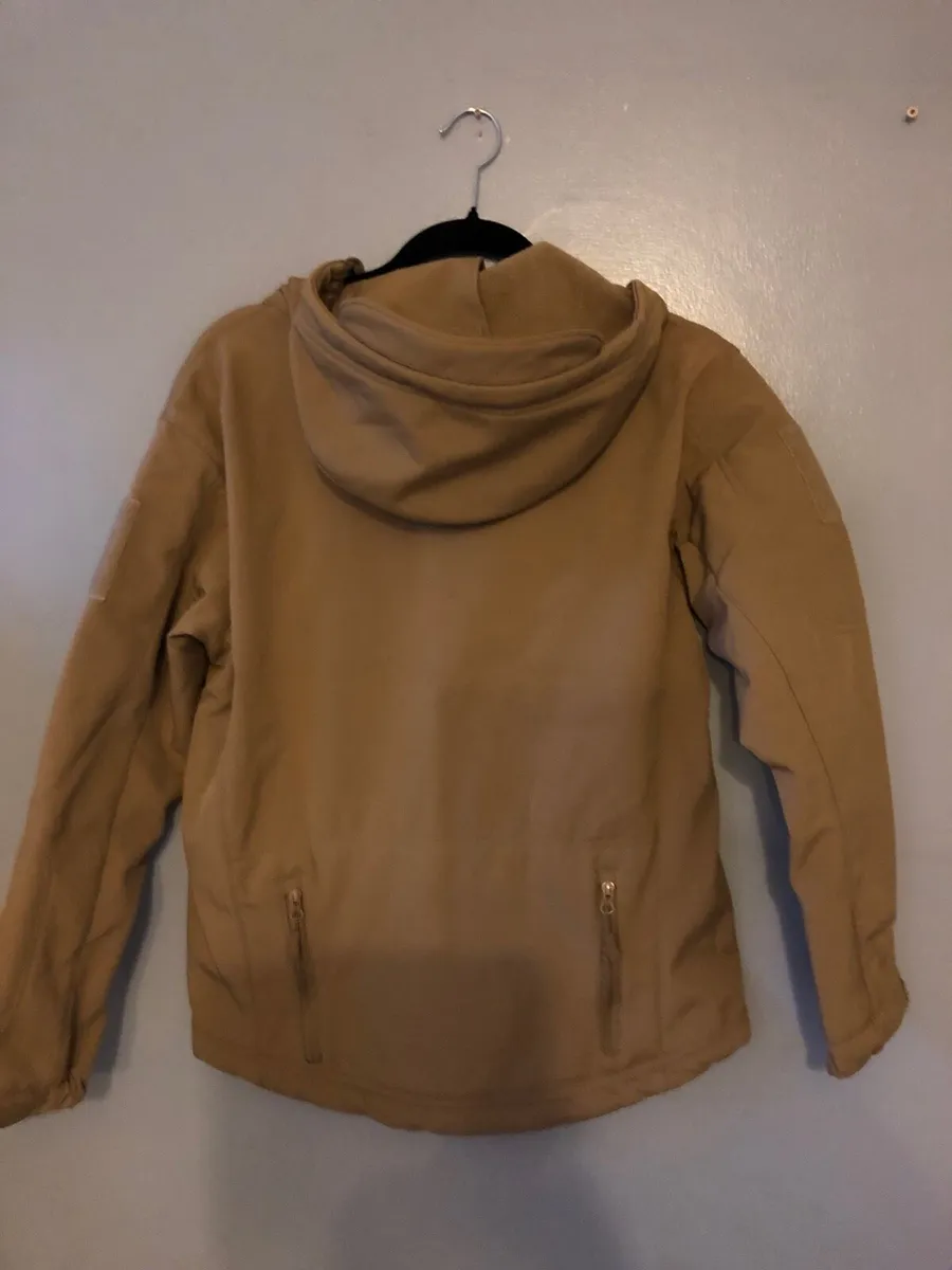Mens Helly Henson jacket size S €25 - Image 2