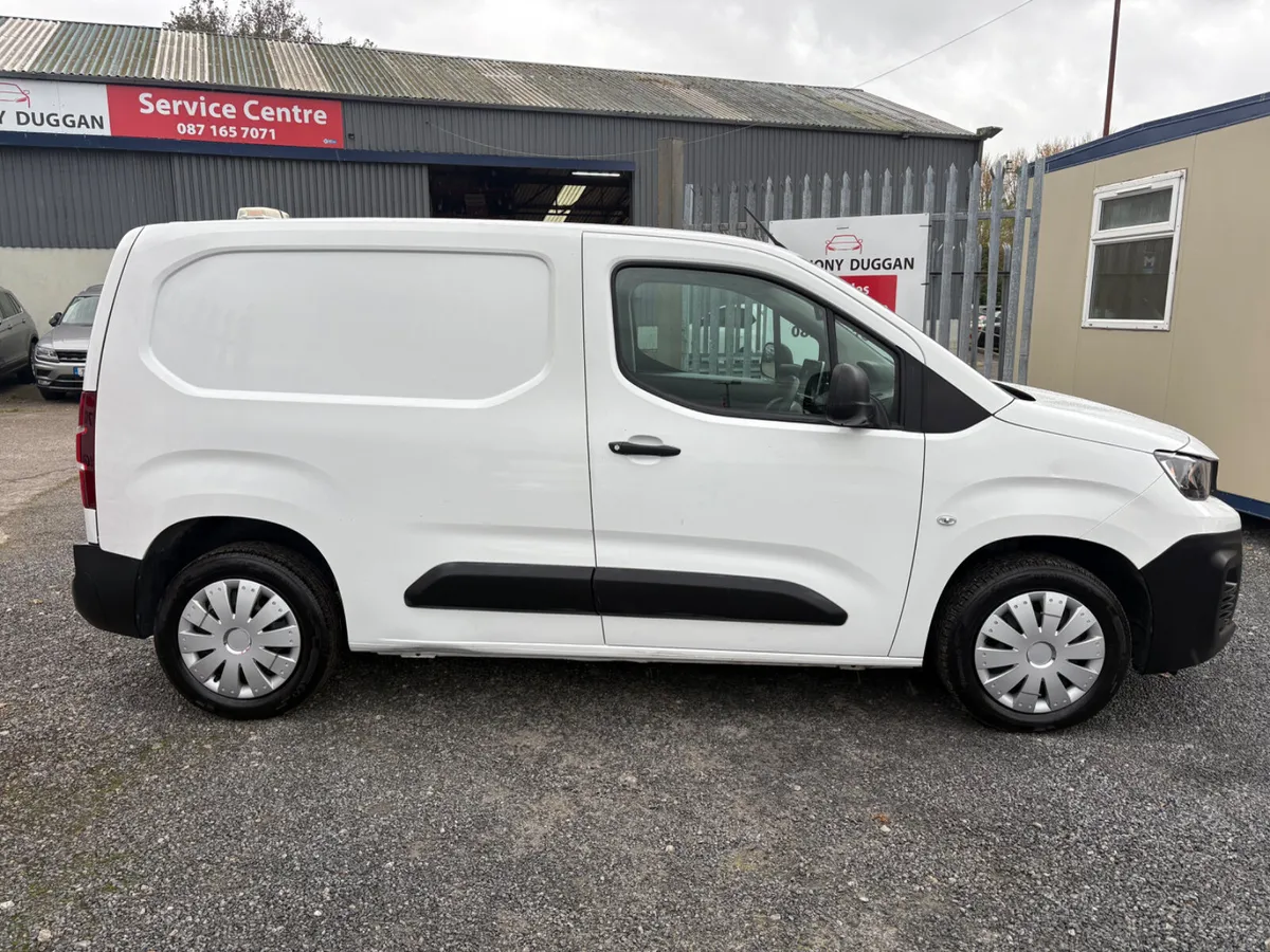 2020 Peugeot Partner 3 seater - Image 2