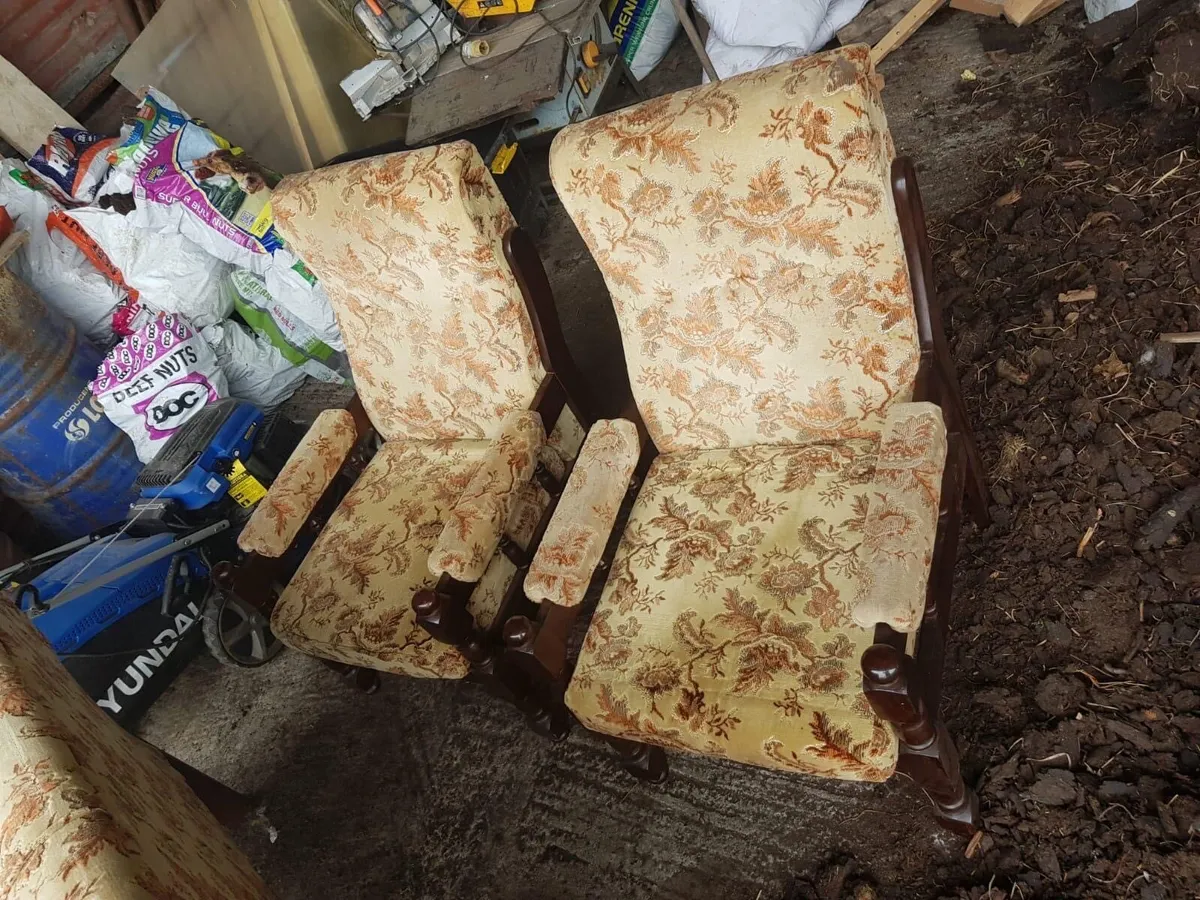 3 piece sofa - Image 2