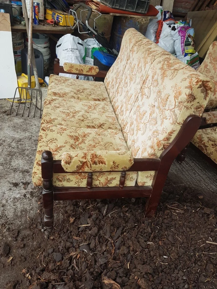 3 piece sofa - Image 3