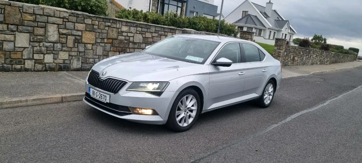 2018 Skoda Superb - Image 1