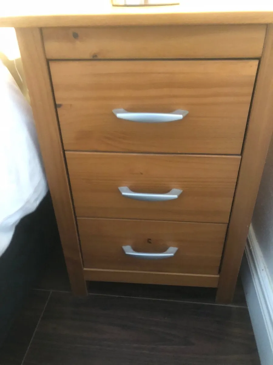 2 Bedroom Lockers