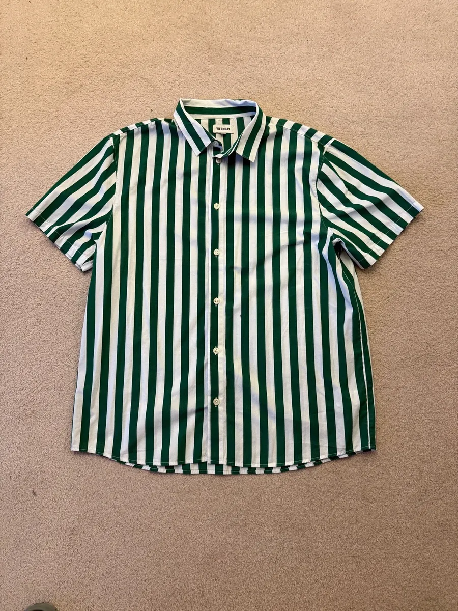 Short Sleeve Green and White stripe men’s shirt - Image 1