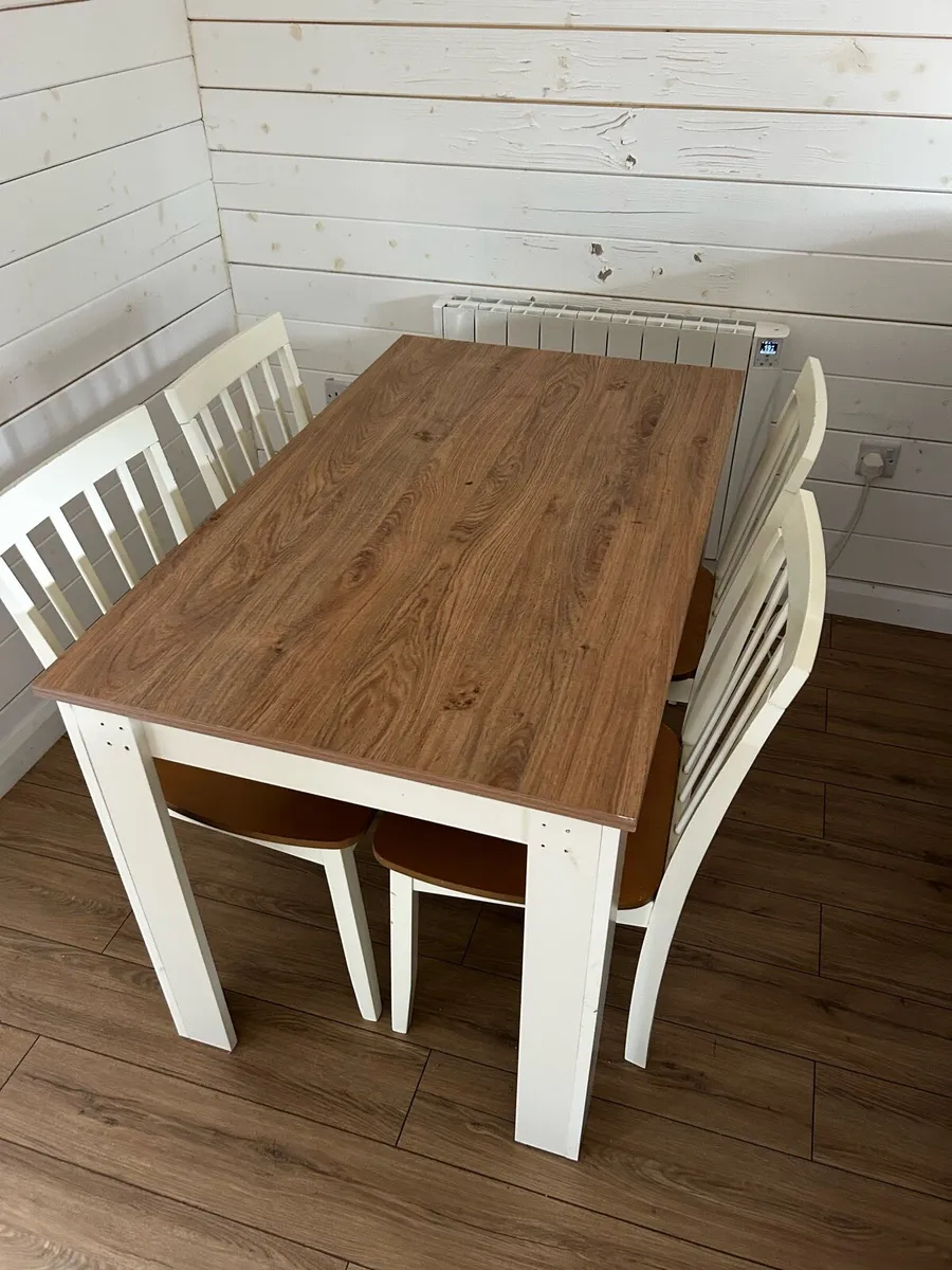 Dining table - Image 2