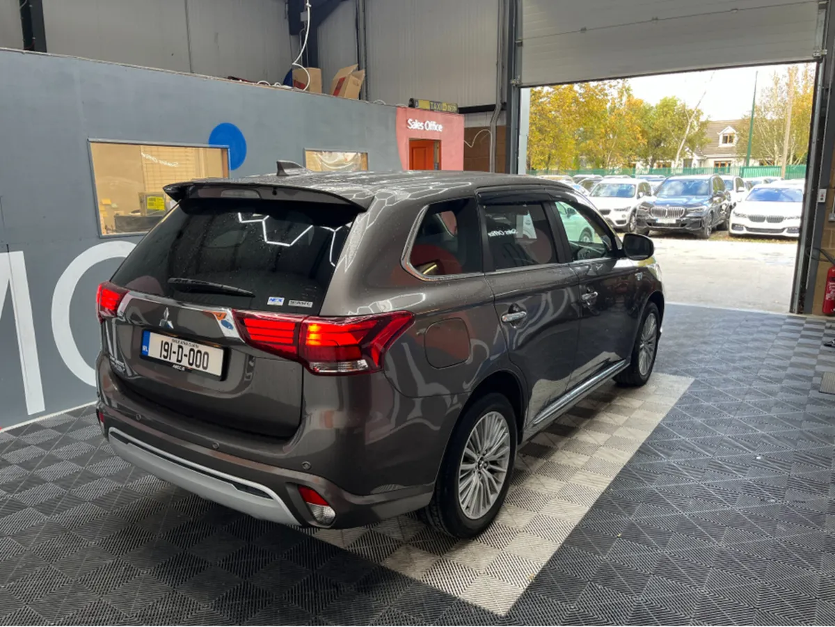 Mitsubishi Outlander €22950 2019 MITSUBISHI OUTLAN - Image 4