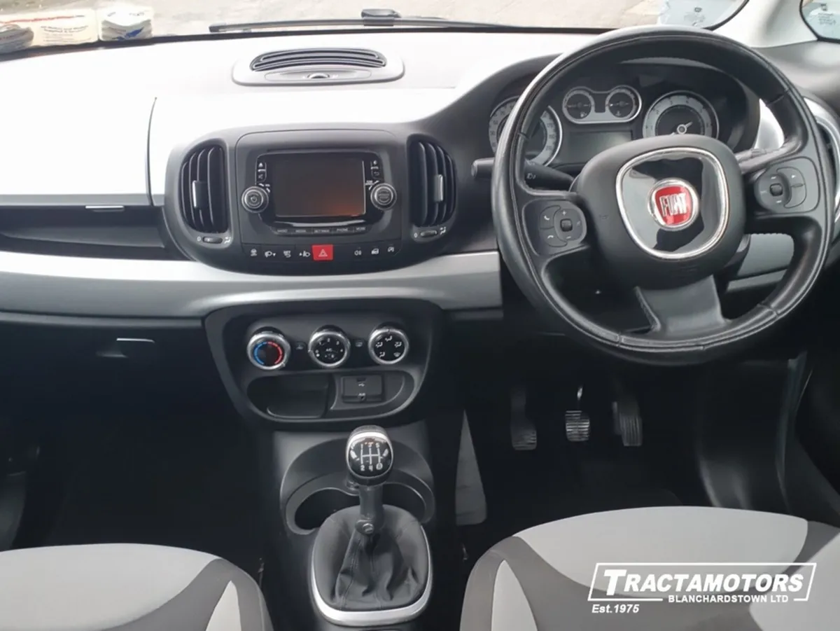 Fiat 500L 500L 1.3 MJET - POP STAR 4DR - Image 2