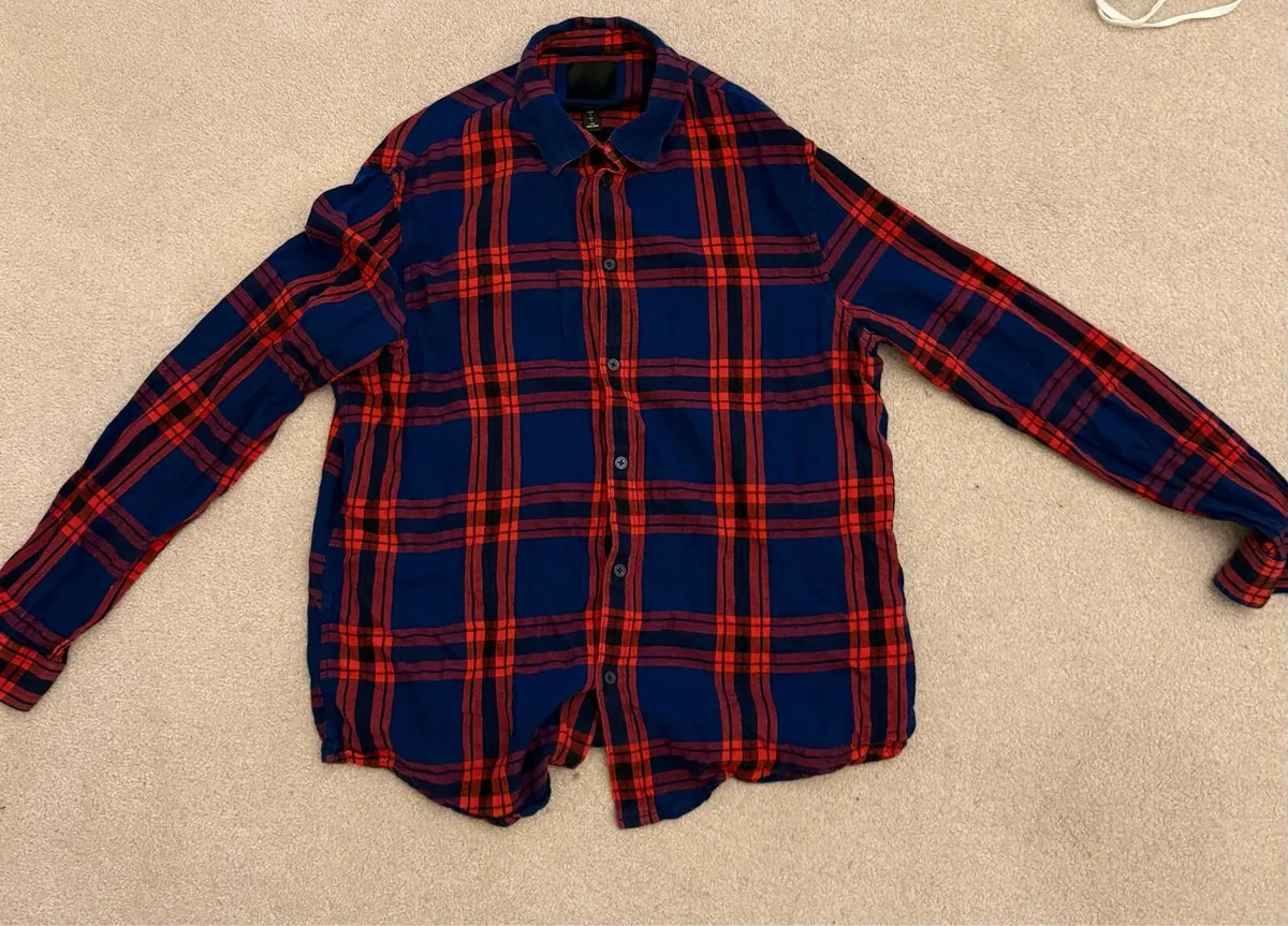 H&M Shirt - Large Regular Fit