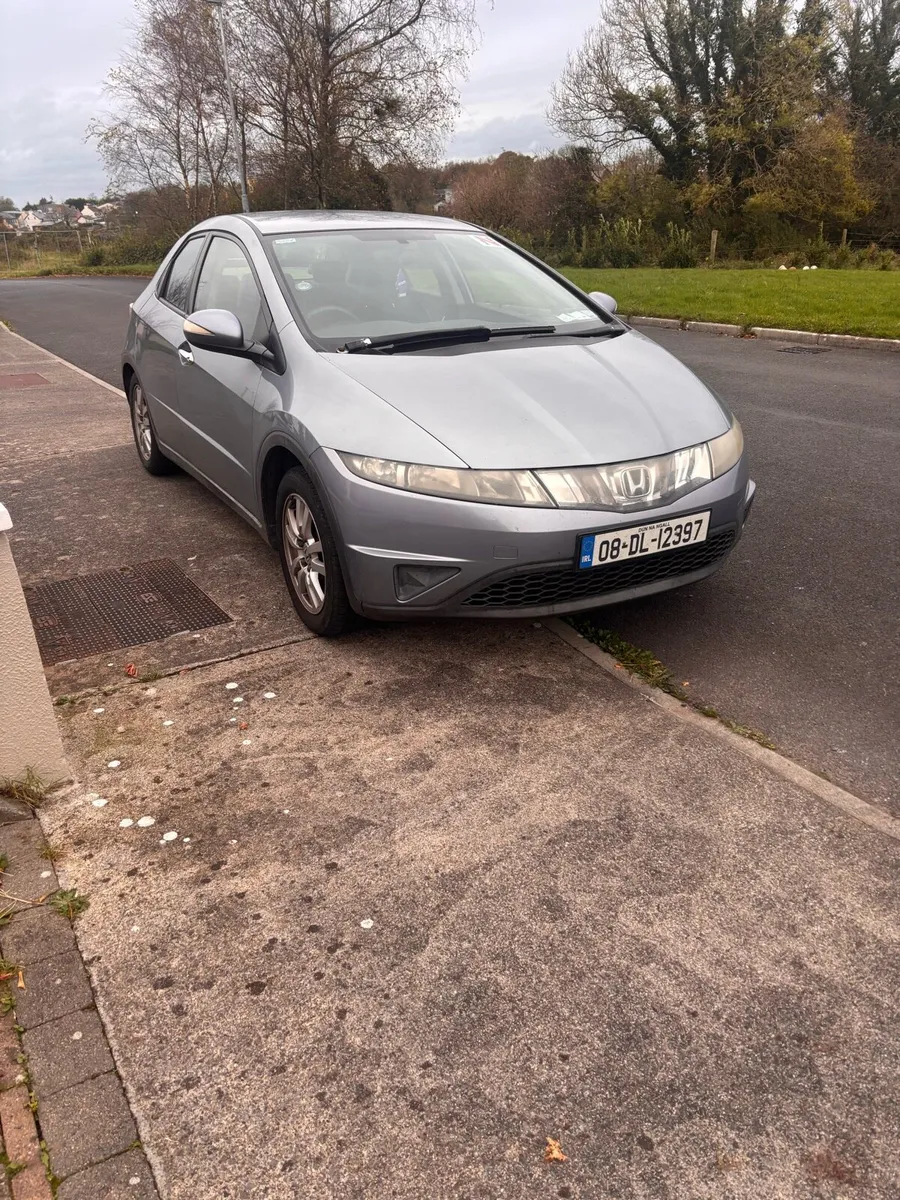 Honda civic - Image 1