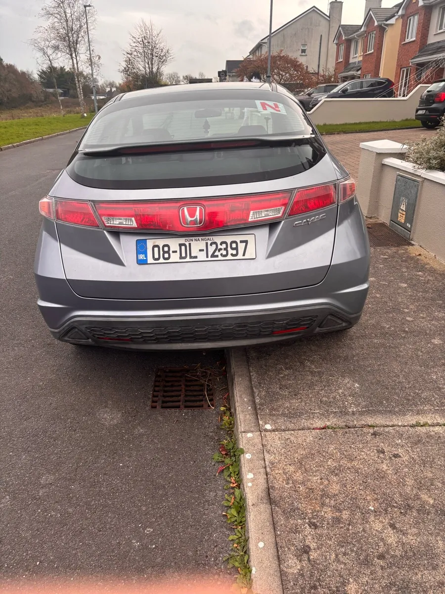 Honda civic - Image 2