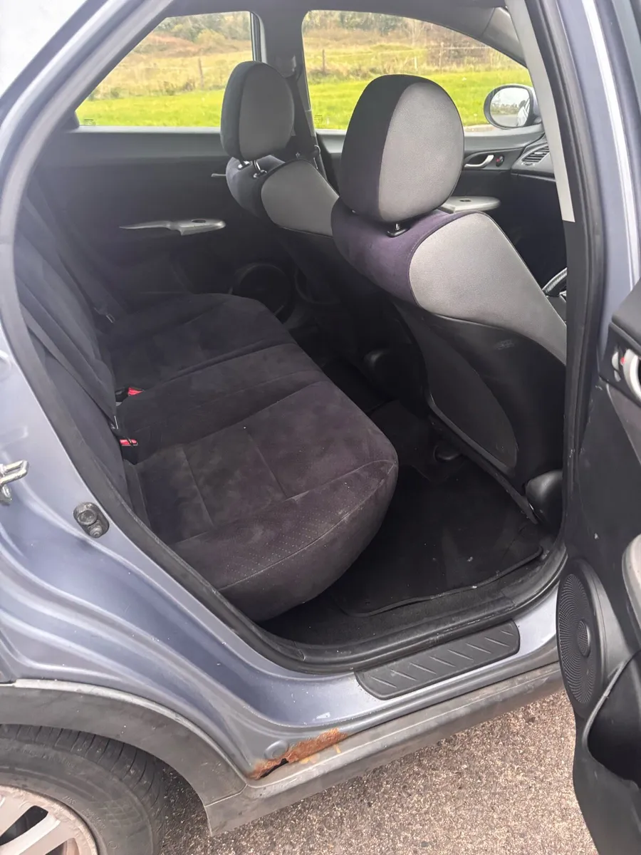 Honda civic - Image 4