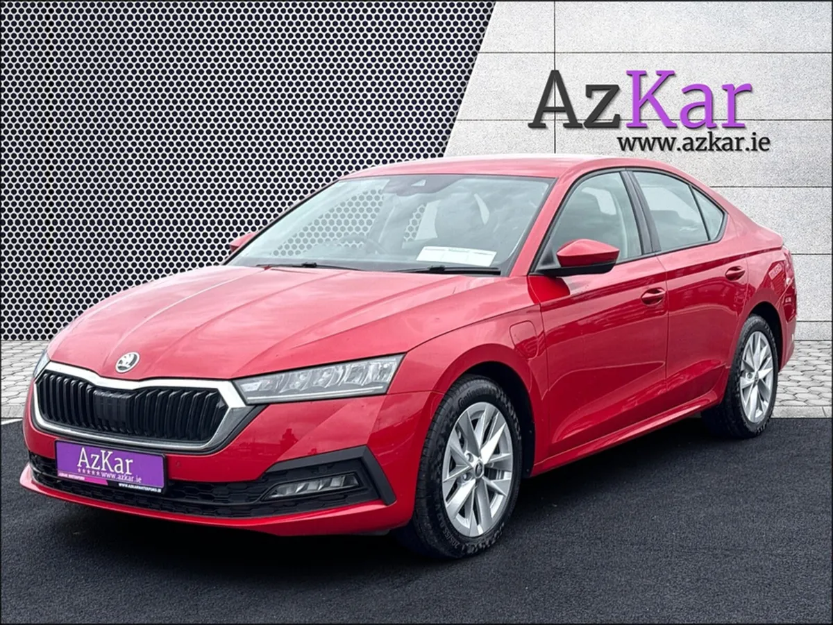 Skoda Octavia 2022 SE TECH IV 1.4 TSI AUTOMATIC PH - Image 3