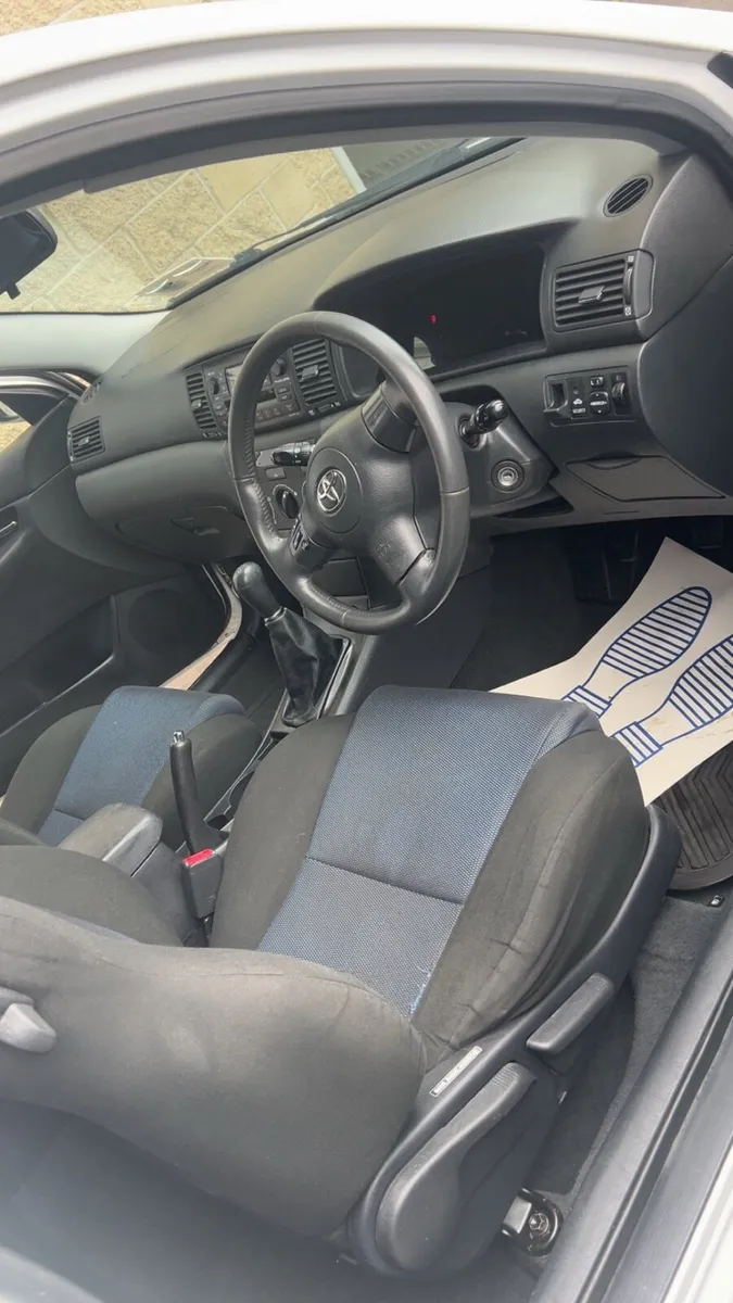 2006 Corolla e12 - Image 2