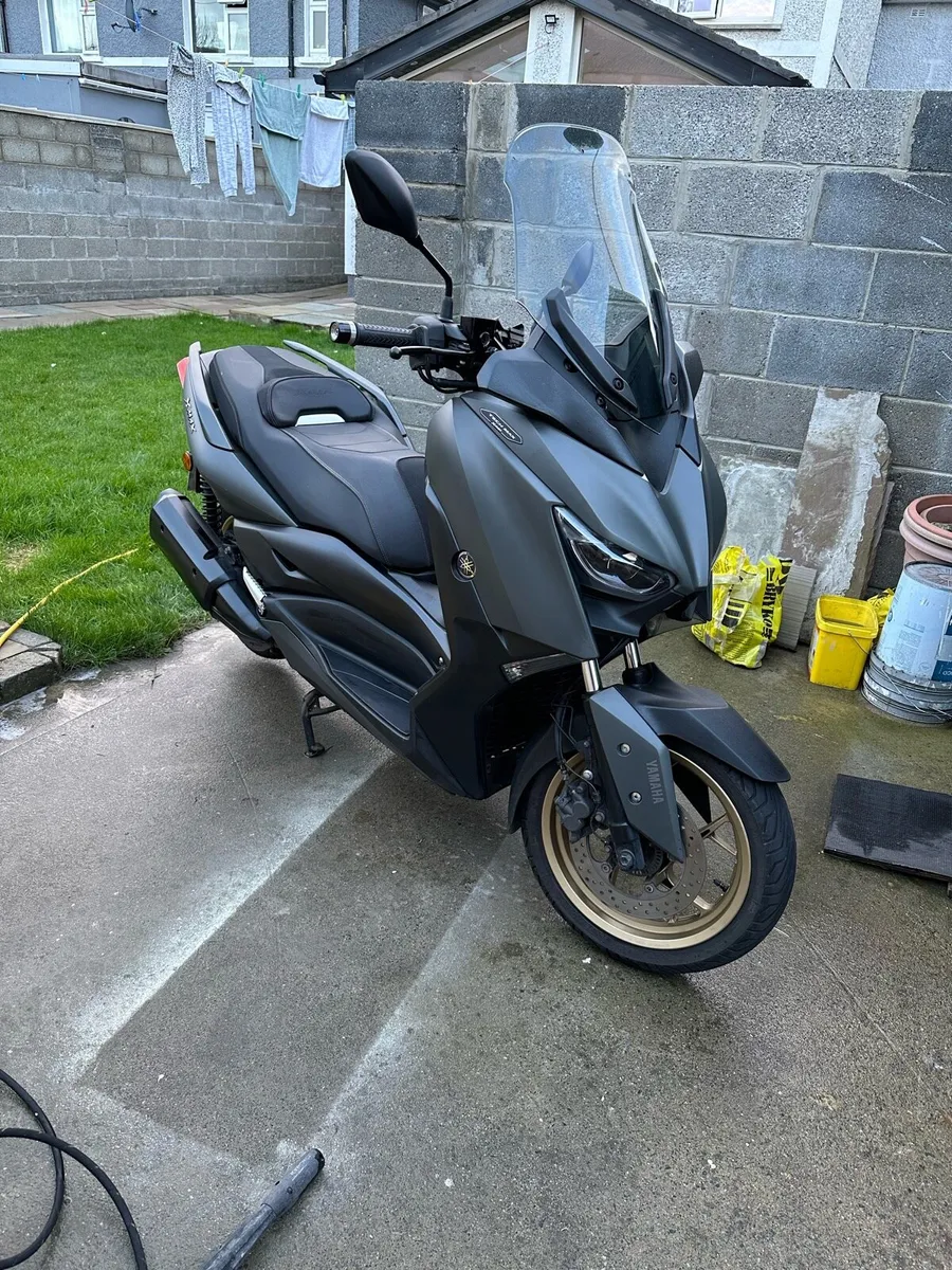 Yamaha xmax 300 tech