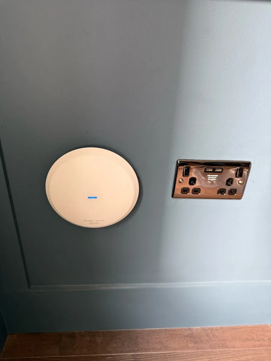 Wi-Fi Extender Wi-Fi New Builds and renovation - Image 1