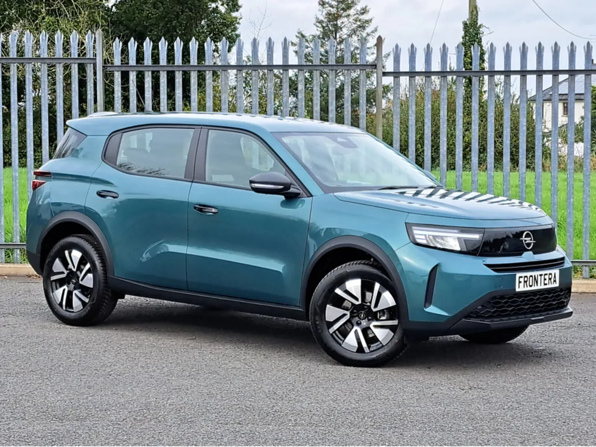 Opel Frontera ELEGANCE 1.2TURBO 136BHP MILD HYBRID - Image 3