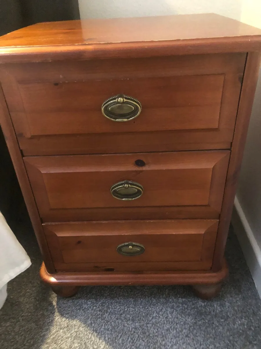4 Solid Wood Bedroom Lockers - Image 2