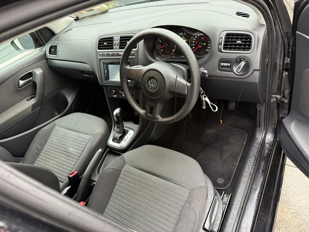 Volkswagen Polo 2011 - Image 3