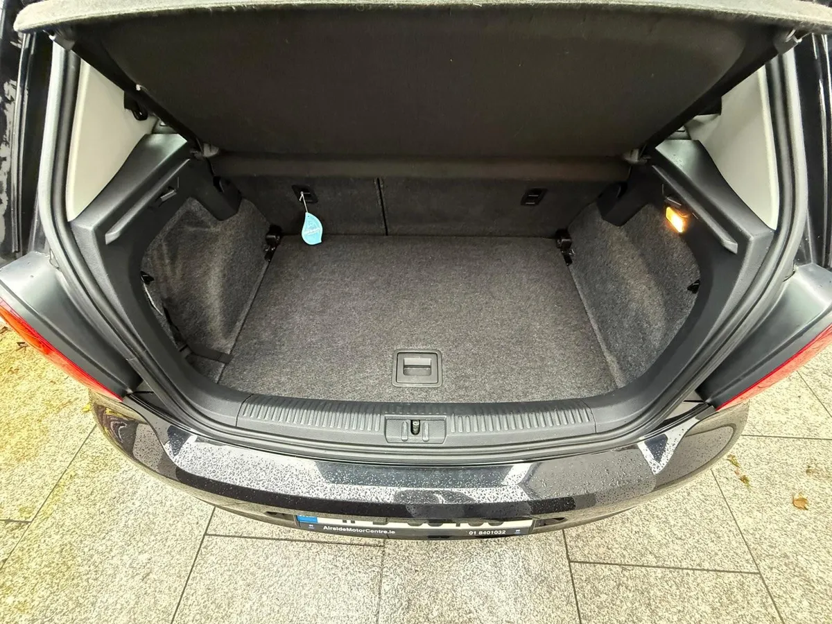 Volkswagen Polo 2011 - Image 4