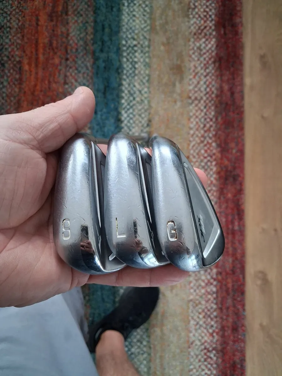 Mizuno JPX 923 wedge set - Image 1