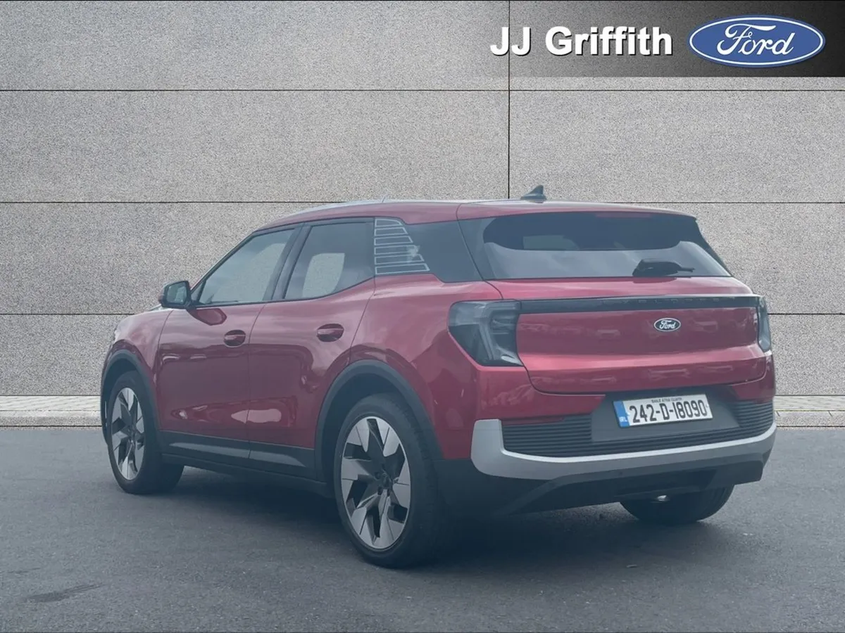 Ford Explorer Premium 77kwh Extended Range RWD - Image 2