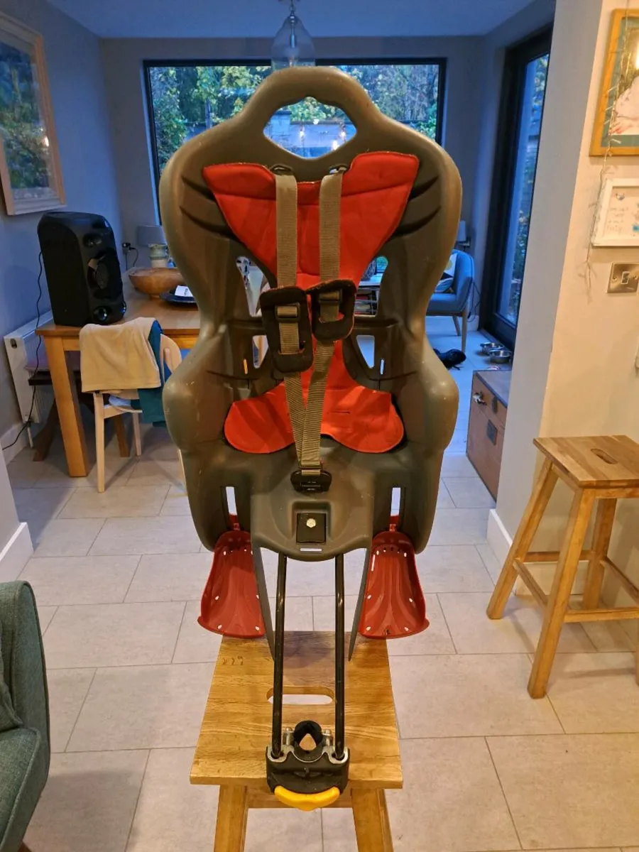 Bicycle child seat - Image 1