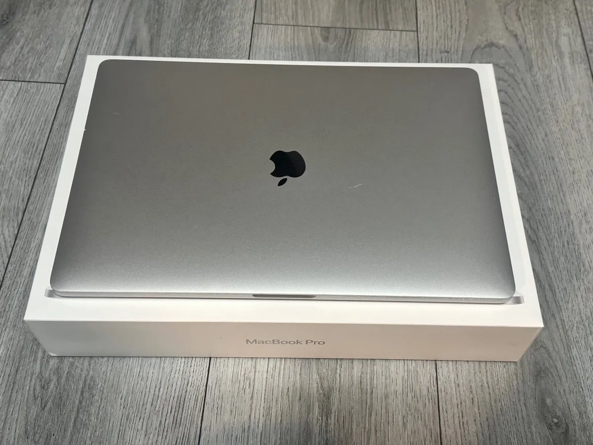 2019 MacBook Pro 16-Inch - Image 4
