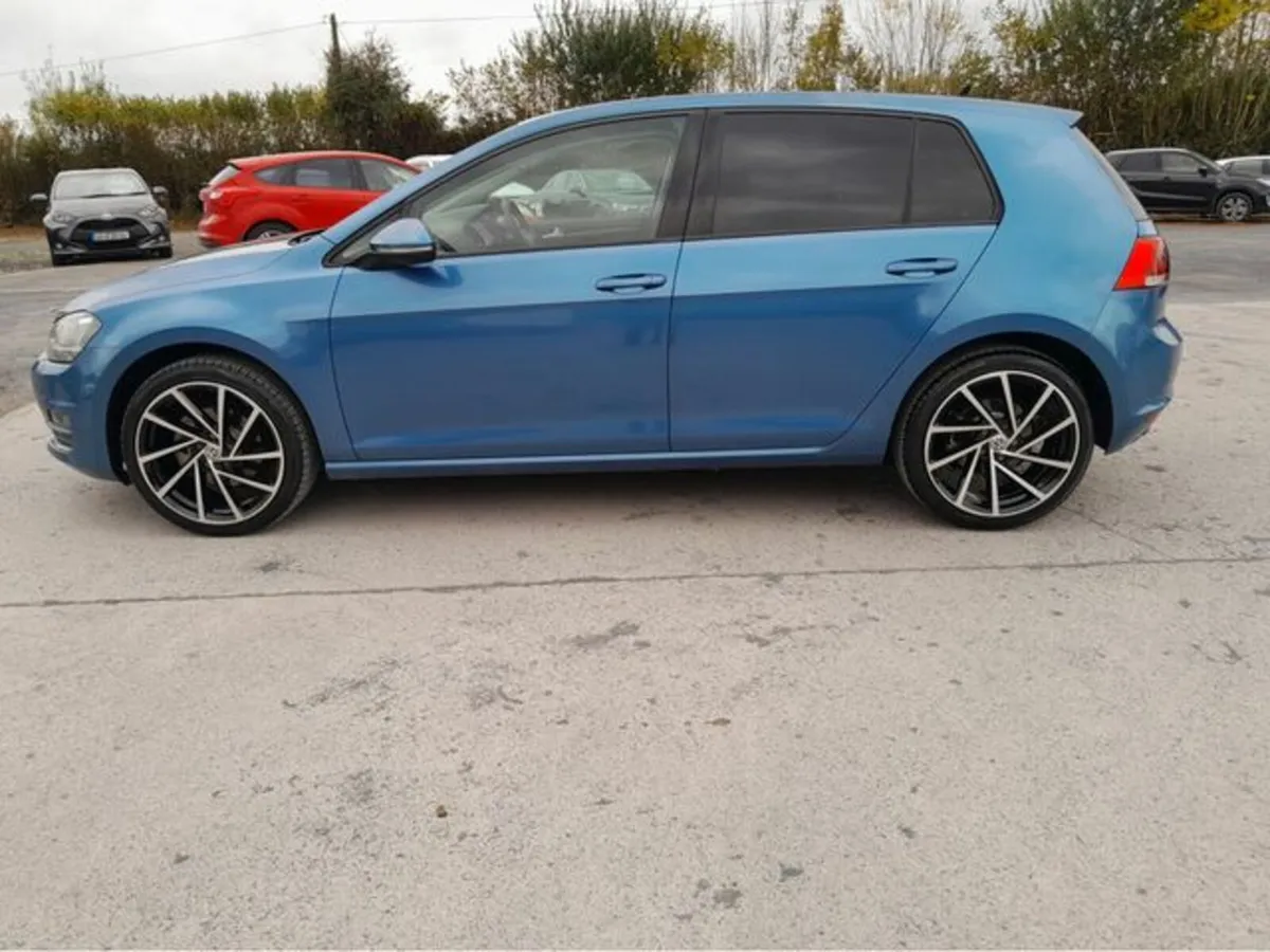 Volkswagen Golf 1.4 Highline Automatic 5 Door. - Image 4