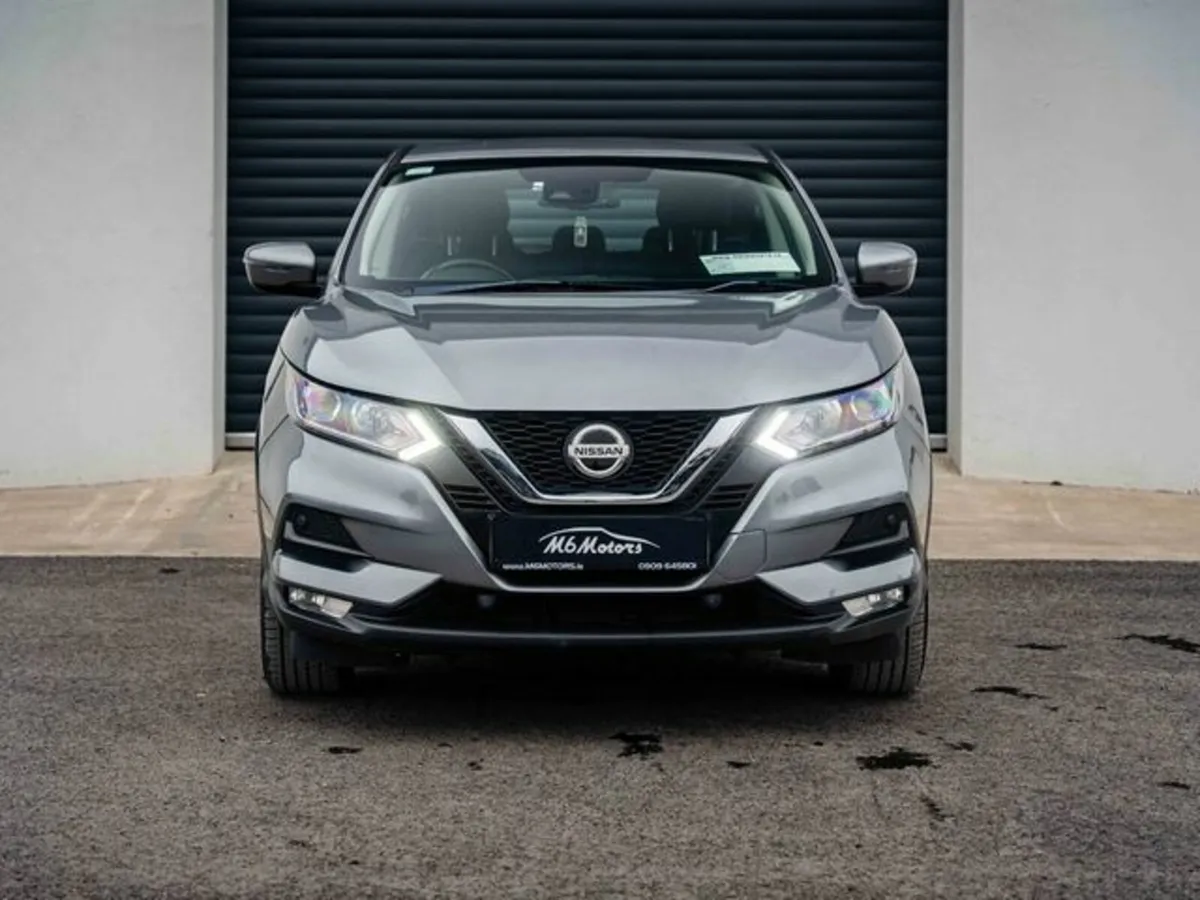 Nissan Qashqai 1.5 DCI Acenta Premium 115PS 5DR - Image 2