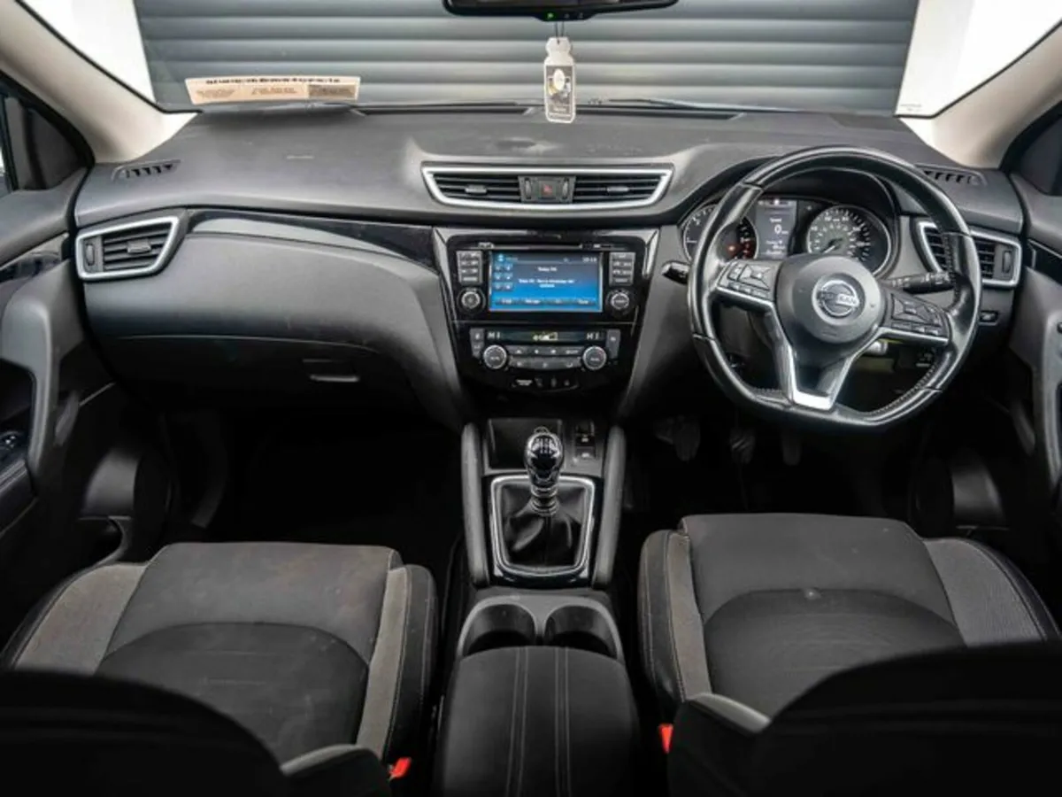 Nissan Qashqai 1.5 DCI Acenta Premium 115PS 5DR - Image 4