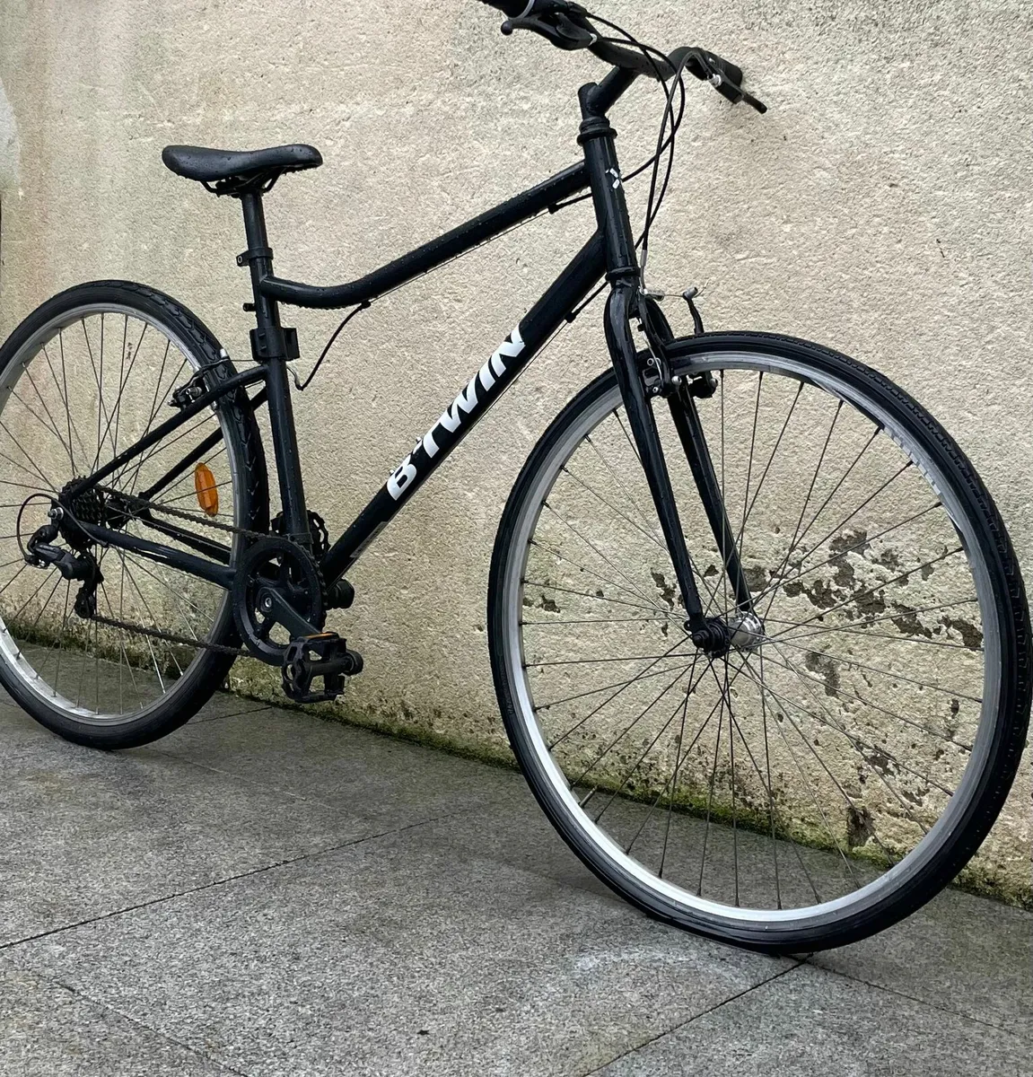B-TWIN bicycle - Image 3