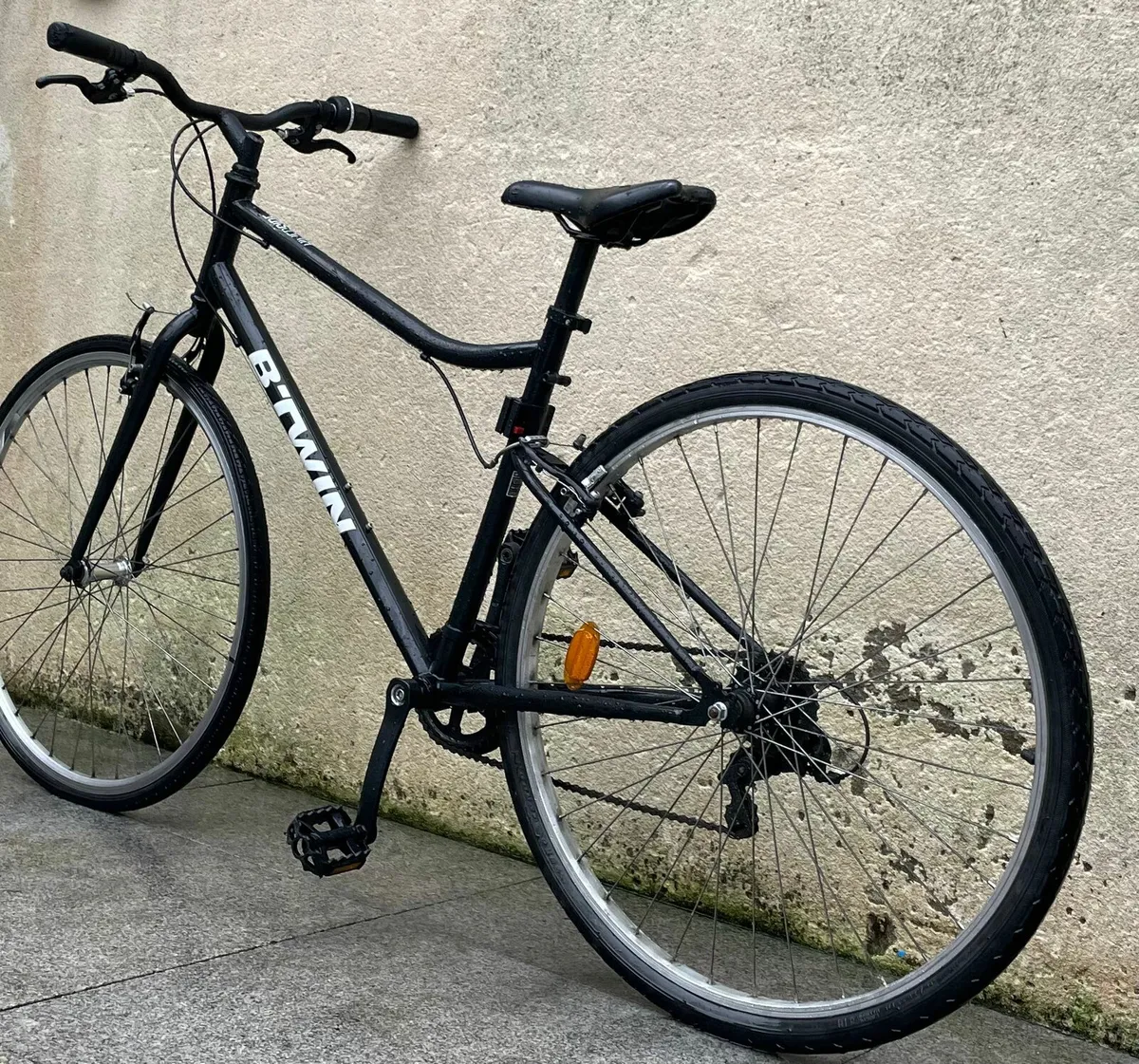 B-TWIN bicycle - Image 4