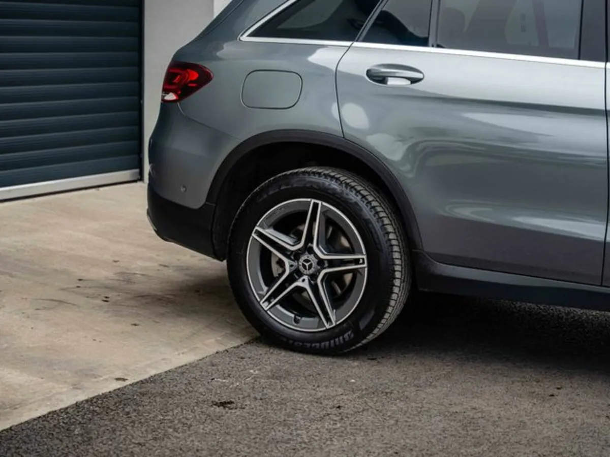 Mercedes-Benz GLC GLC 300 DE 4MATIC AMG LINE - Image 3