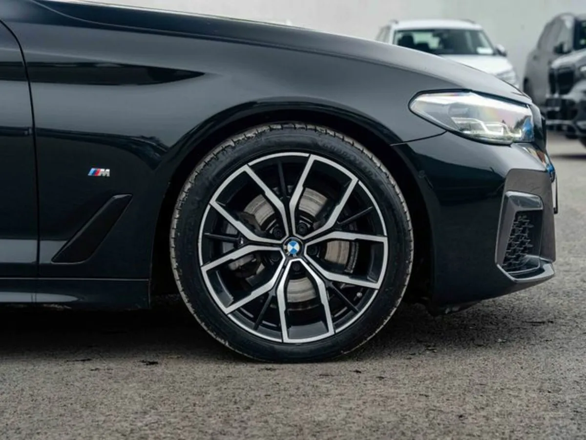 BMW 5-Series 520D Msport 5SMA 4DR Auto - Image 3